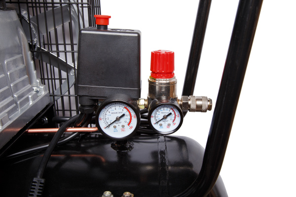 Воздушный компрессор ELAND WIND 70V-2CВ 