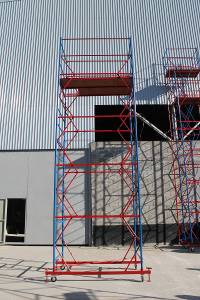 Вышка-тура ВСП стальная 1+4 высота до помоста 5 м площадка 1,2x2 м