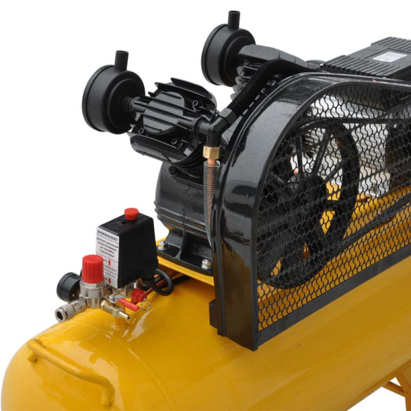 Воздушный компрессор SKIPER IBL3100V (до 380 л/мин, 8 атм, 100 л, 230 В, 2.2 кВт)