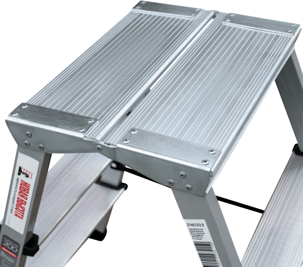 Стремянка алюминий-сталь двухсторонняя 2x4 ступени с площадкой 260 мм NV2140 Новая высота 2140204