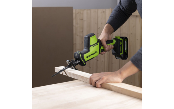Пила сабельная аккумуляторная бесщеточная GPT-СRS-25 24В Greenworks