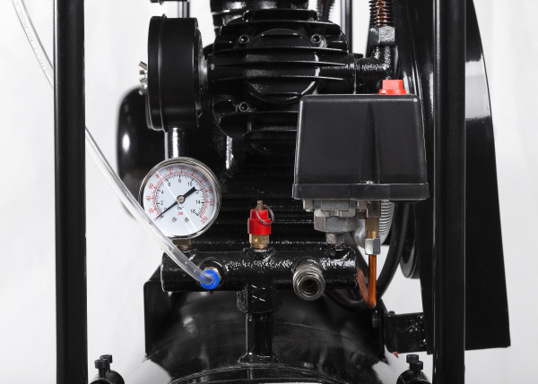 Воздушный компрессор ELAND WIND 100-3CВ 