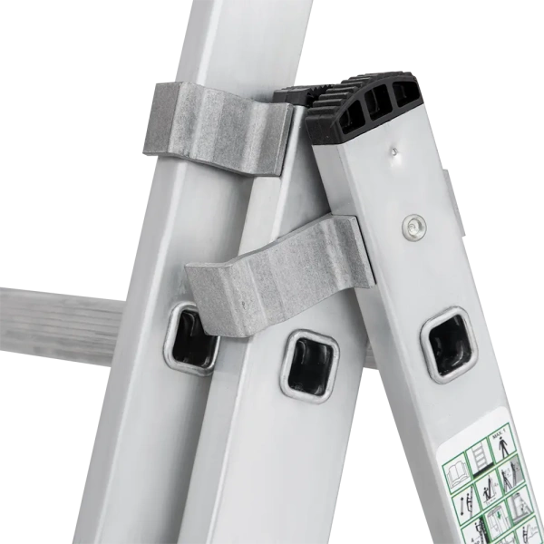 Лестница алюминиевая трехсекционная 3x11 ступеней NV123 Новая высота 1230311