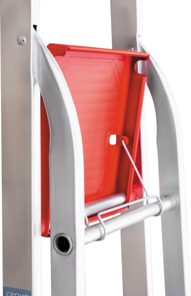 Стремянка профессиональная алюминиевая 4 ступени 130 мм NV3117 Новая высота 3117104