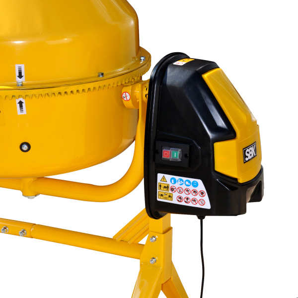 Бетоносмеситель SBK SX-185 (185л., 1050 Вт., 220В)