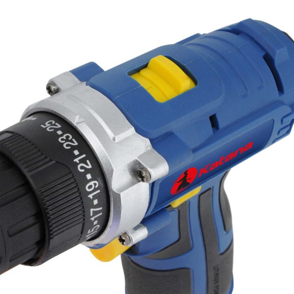 Аккумуляторная дрель-шуруповерт KATANA PROdrive 1215 (12В, 2 акк, 1,5 А/ч Li-ion  2 ск, 19Нм, кейс)