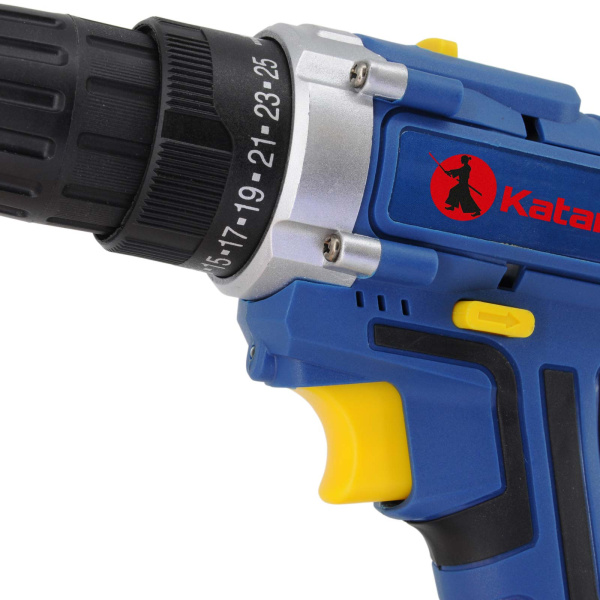 Аккумуляторная дрель-шуруповерт KATANA PROdrive 1820 (18В, 2 акк, 2,0 А/ч Li-ion, 2 ск, 28 Нм, кейс)