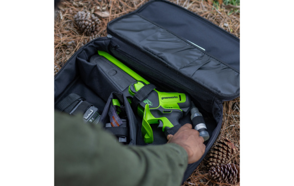 Мини-пила цепная аккумуляторная GD24CSMNXK2 24В (в комплекте АКБ 2А/ч + ЗУ) Greenworks