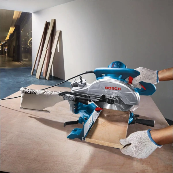 Торцовочная пила BOSCH GCM 10 MX в кор. 