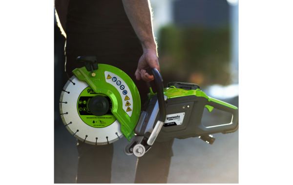 Бетонорез аккумуляторный PC141 350 мм 82В (диск в комплекте) Greenworks