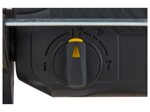 Перфоратор MOLOT MRH 2428 в чем. + (2 зубила, 3 сверла) (700 Вт, 2.6 Дж, 3 реж., патрон SDS-plus, вес 2.8 кг)