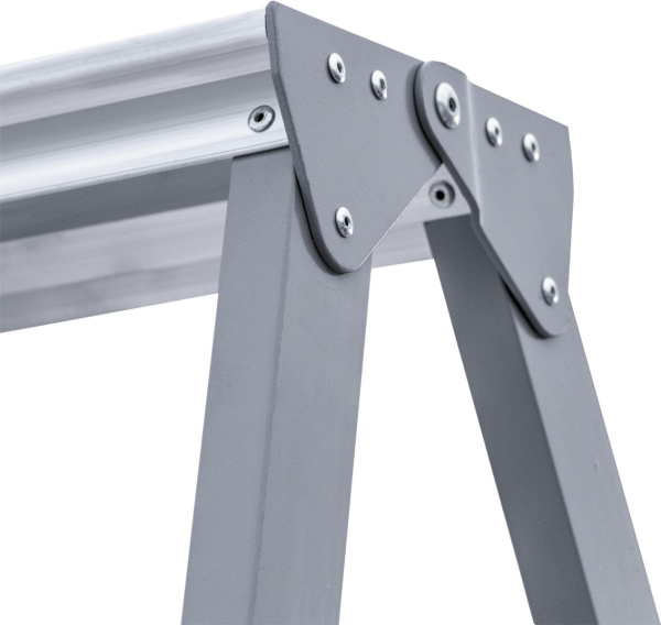 Стремянка стальная двухсторонняя 2x3 ступени NV1160 Новая высота 1160203