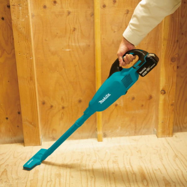 Аккумуляторный пылесос MAKITA DCL 281 FZ в кор. 