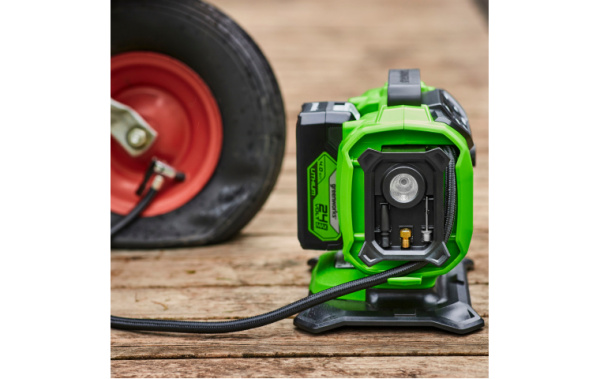 Компрессор автомобильный аккумуляторный ACG301 24В/12В (11 бар) Greenworks