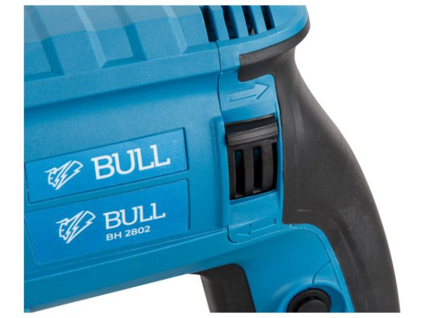 Перфоратор BULL BH 2802 в чем. (850 Вт, 3.2 Дж, 4 реж., патрон SDS-plus, БЗП в комплекте, вес 3.4 кг)