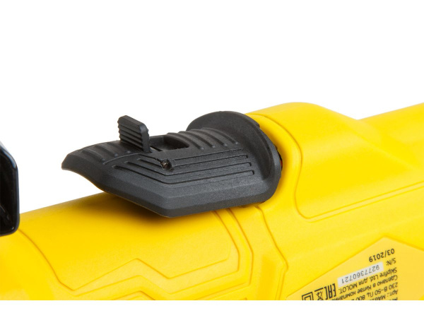 Одноручная углошлифмашина MOLOT MAG 1208-1 в кор. (800 Вт, диск 125х22 мм)