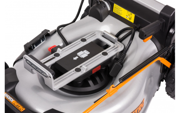 Газонокосилка аккумуляторная самоходная WORX WG761E 80В (20Вх4) 51см 4 х 4Ач BASECAMP 4х1А