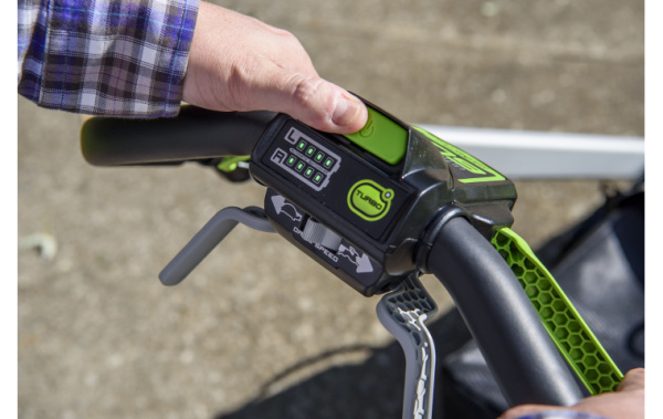 Газонокосилка аккумуляторная самоходная GD60LM51SP 51см 60В (в комплекте АКБ 5А/ч x 2 + ЗУ на 2 слота) Greenworks