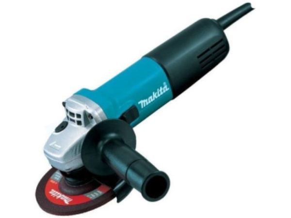 Одноручная углошлифмашина MAKITA 9558 HNRK в кейсе 