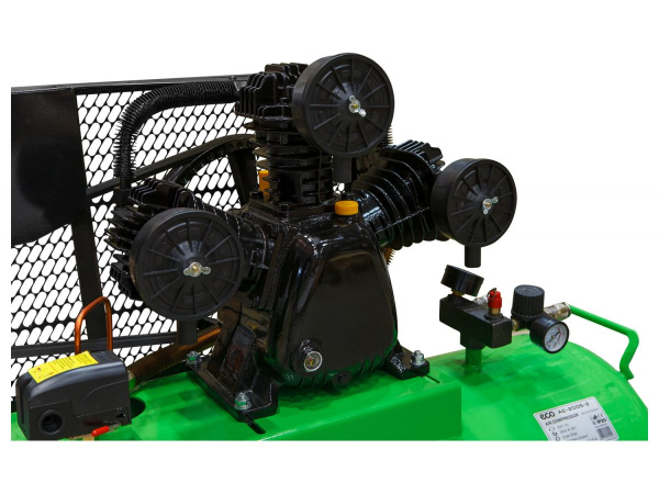 Компрессор ECO AE-2005-2 (580 л/мин, 8 атм, ременной, масляный, ресив. 200 л, 380 В, 3.00 кВт)