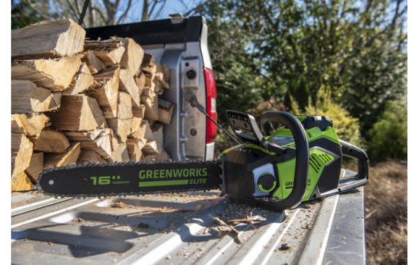 Пила цепная аккумуляторная GD40CS18K4 40В (в комплекте АКБ 4А/ч + ЗУ) Greenworks